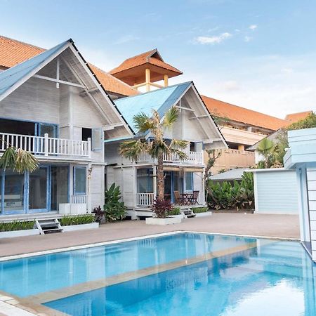 Seminyak Beach Hut Aparthotel Екстериор снимка