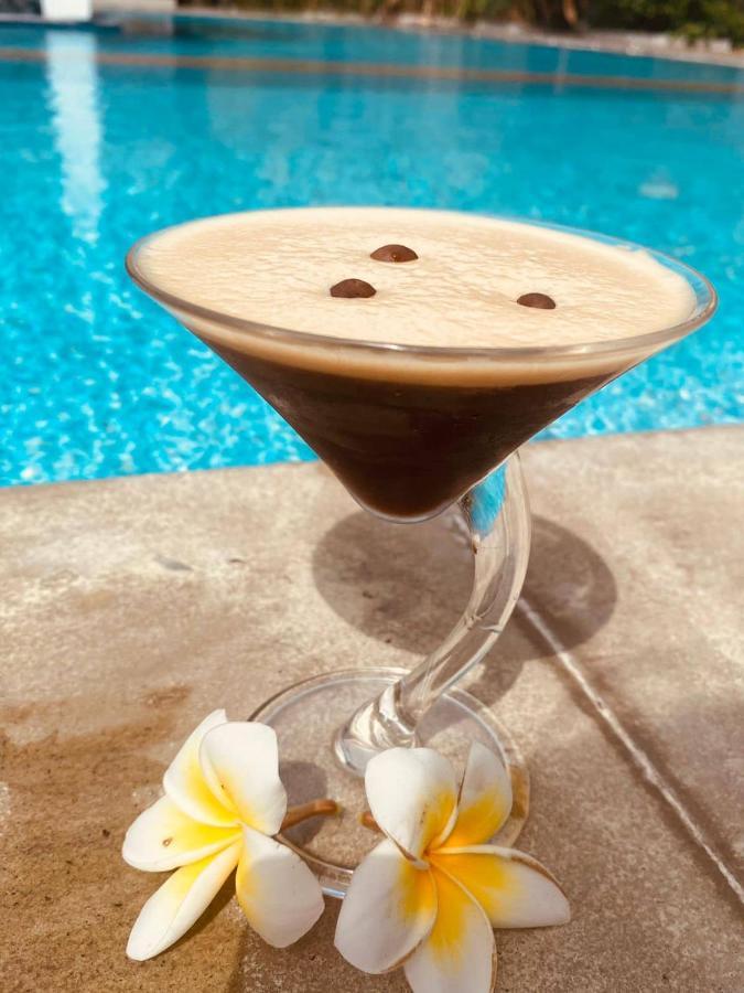 Seminyak Beach Hut Aparthotel Екстериор снимка
