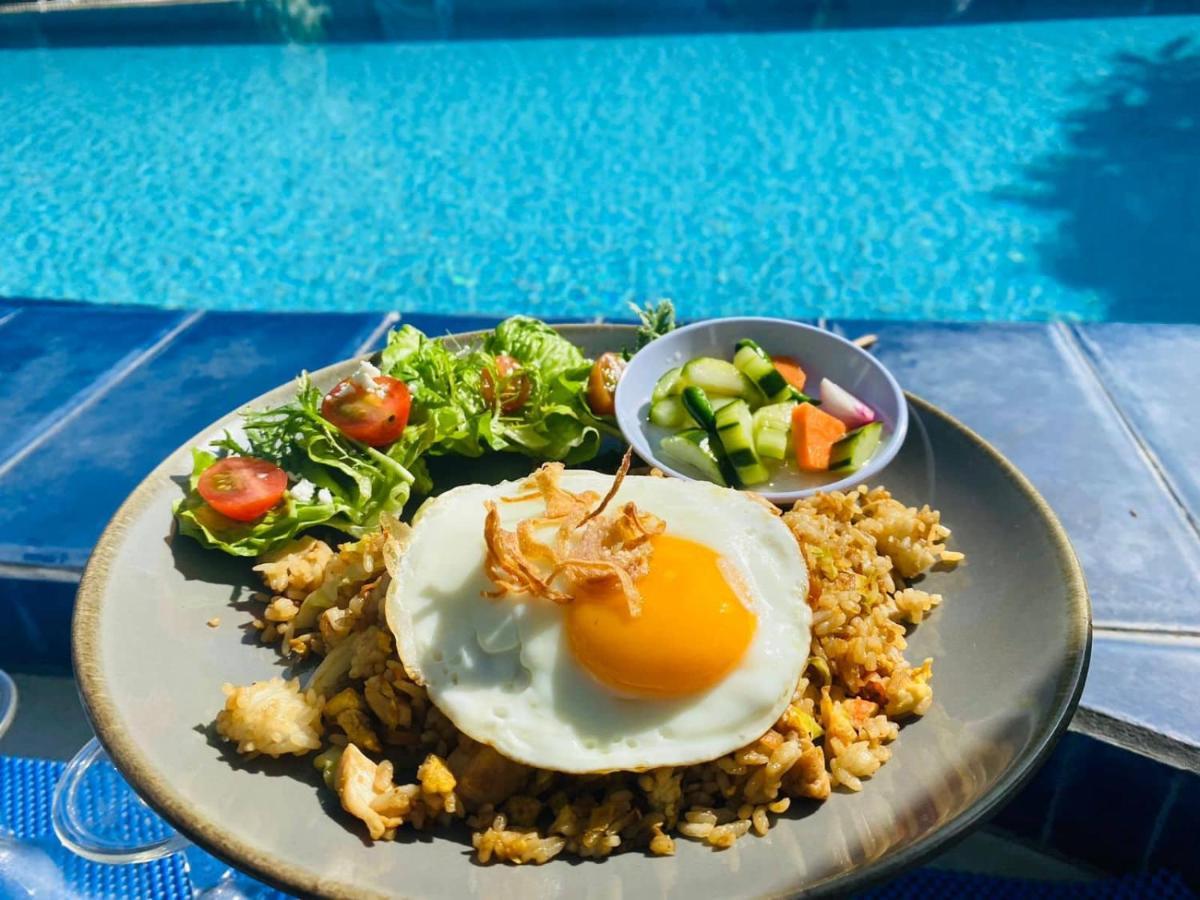 Seminyak Beach Hut Aparthotel Екстериор снимка